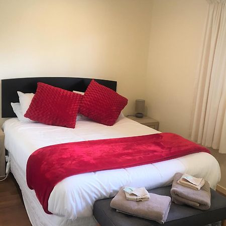 Otorohanga Kiwi Holiday Park Екстериор снимка