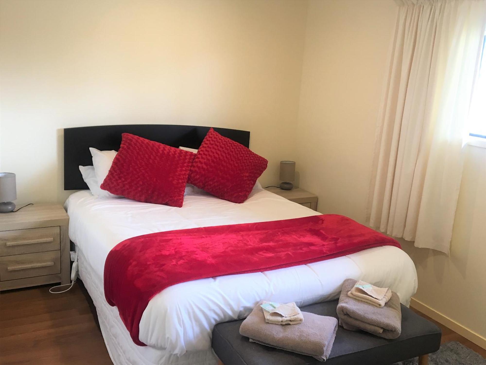 Otorohanga Kiwi Holiday Park Екстериор снимка